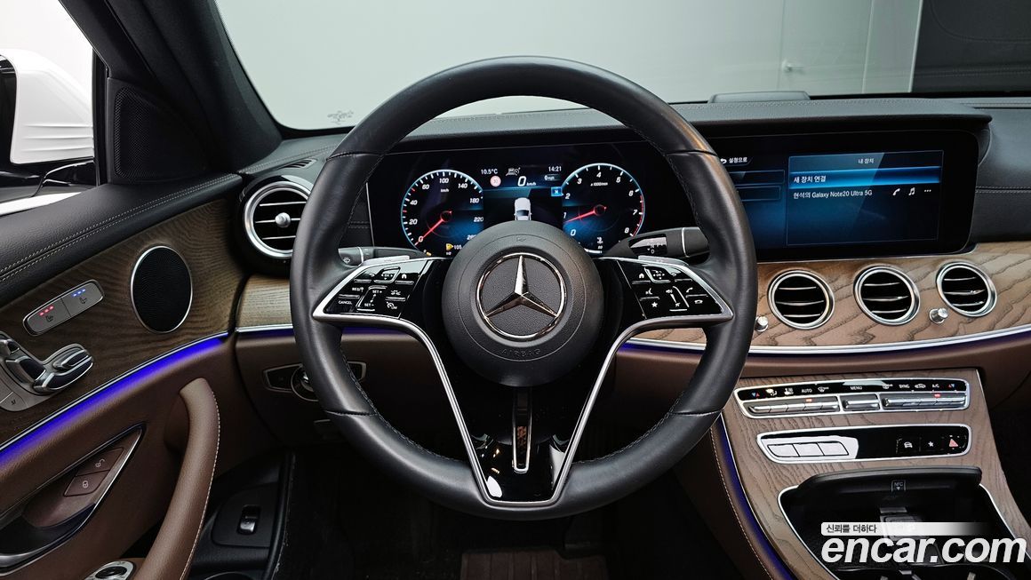 Mercedes-Benz E-Class 2021