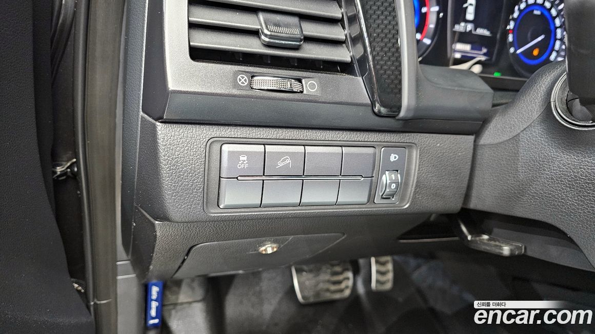 KG_Mobility_Ssangyong Rexton 2021