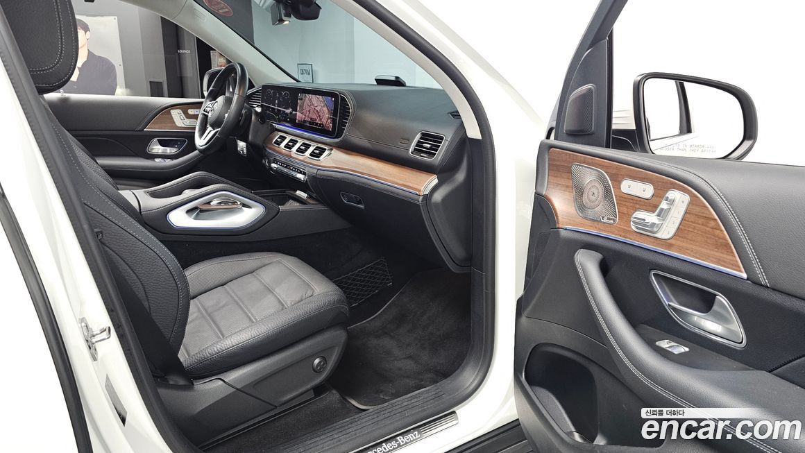 Mercedes-Benz GLE-Class 2021