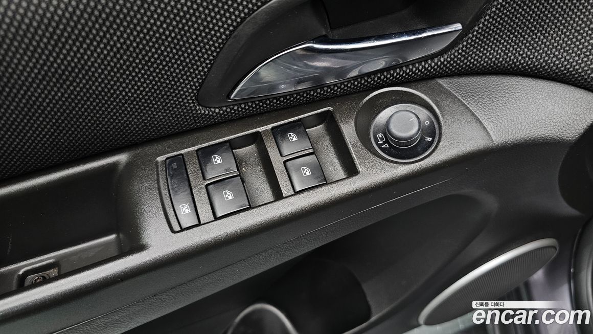 ChevroletGMDaewoo Cruze 2012