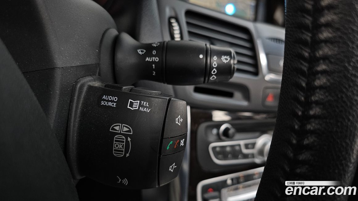 Renault-KoreaSamsung SM5  2012