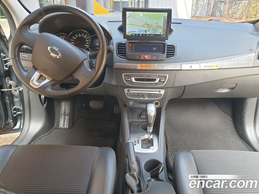 Renault-KoreaSamsung SM3 2012