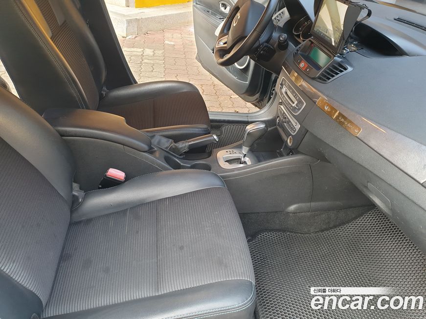 Renault-KoreaSamsung SM3 2012