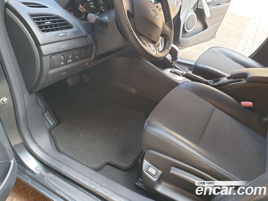 Renault-KoreaSamsung SM3 2012