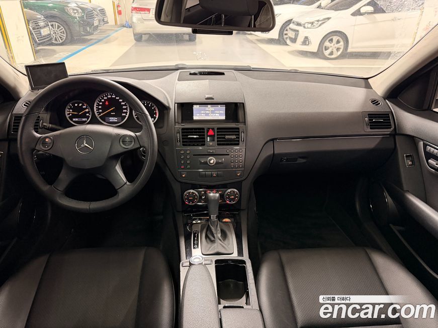 Mercedes-Benz C-Class 2008