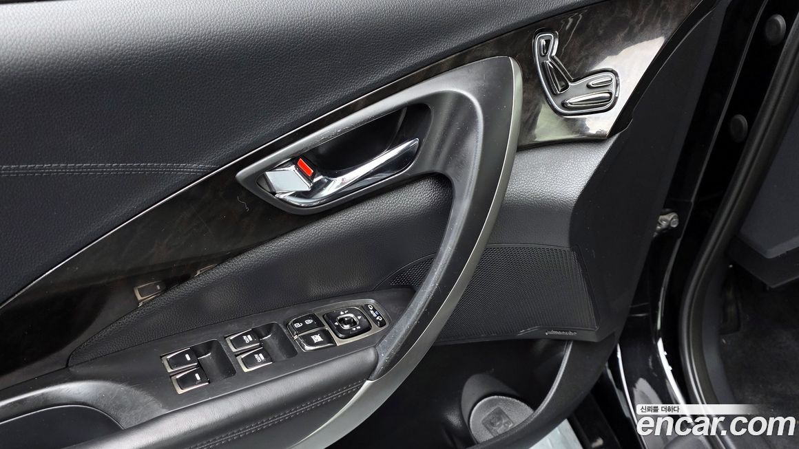 Hyundai Grandeur 2011