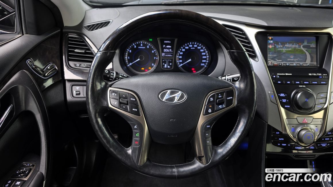 Hyundai Grandeur 2011