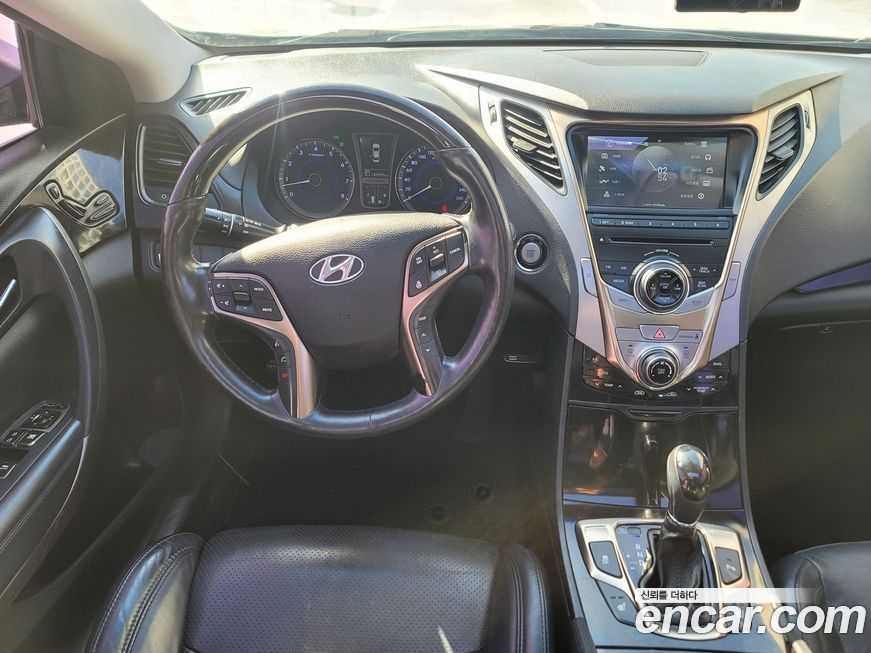 Hyundai Grandeur 2012