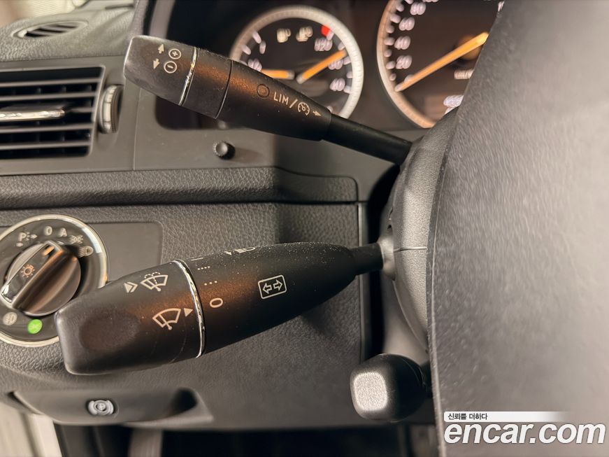 Mercedes-Benz C-Class 2008