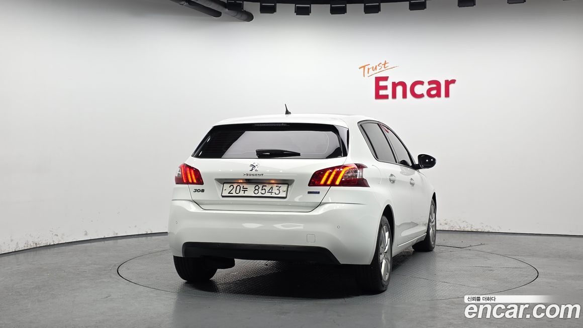 Peugeot 308 2015