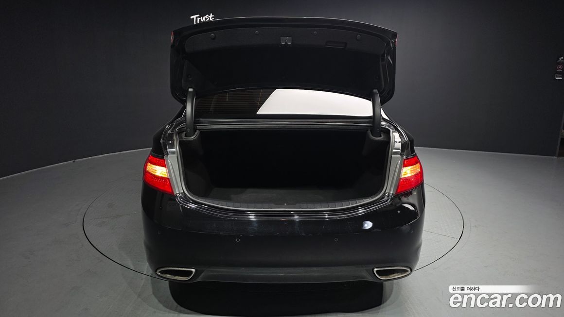 Hyundai Grandeur 2012