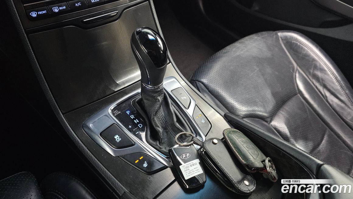 Hyundai Grandeur 2016