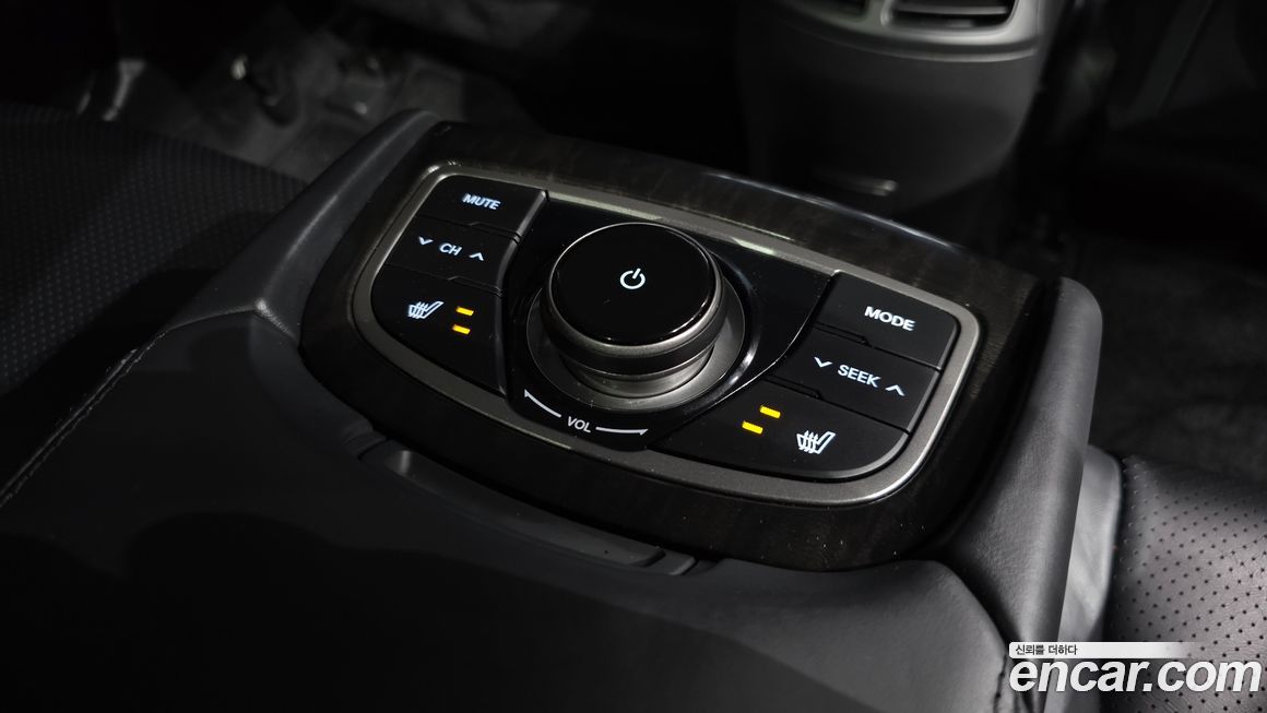 Hyundai Grandeur 2012