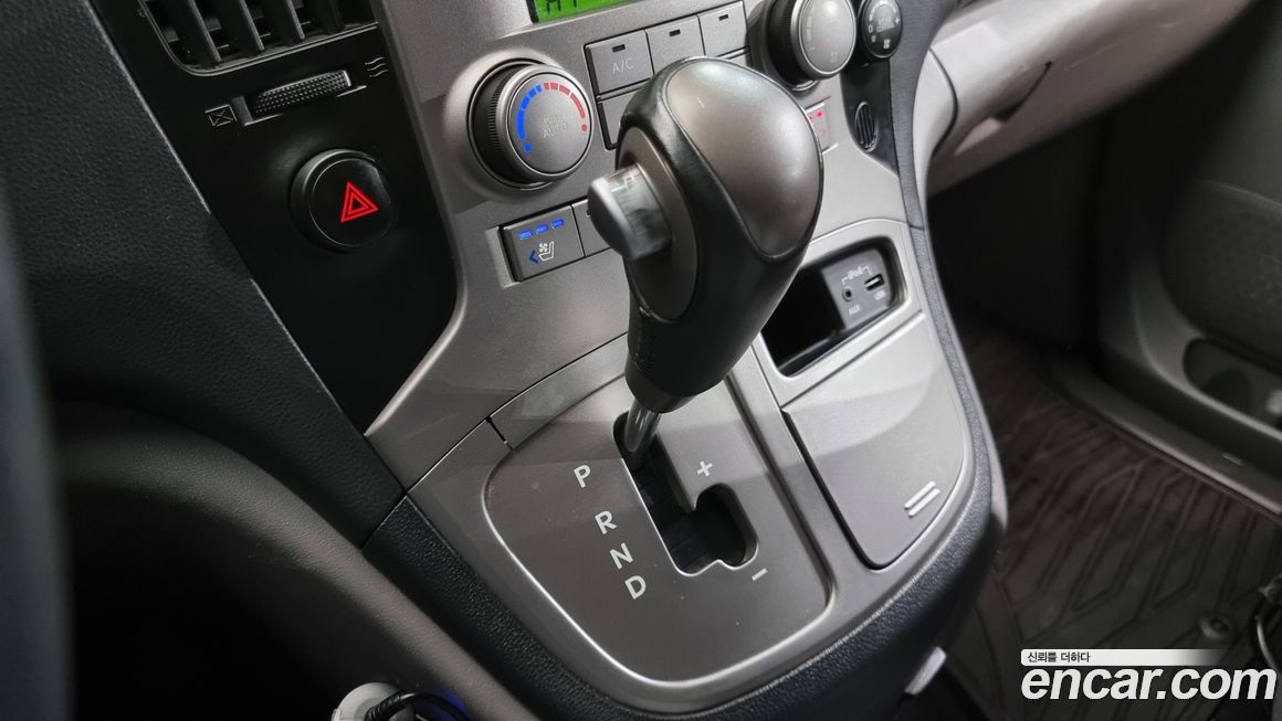 Hyundai Starex 2013
