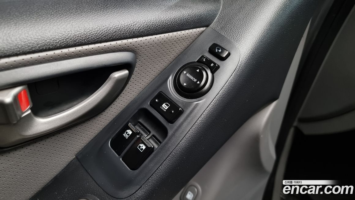 Hyundai Starex 2013
