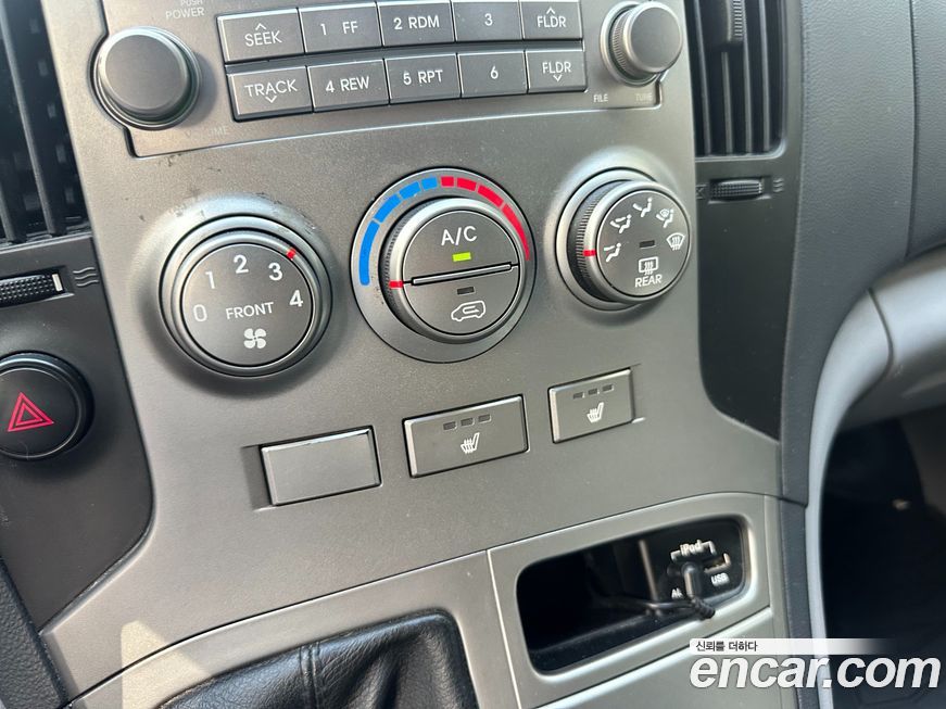 Hyundai Starex 2015