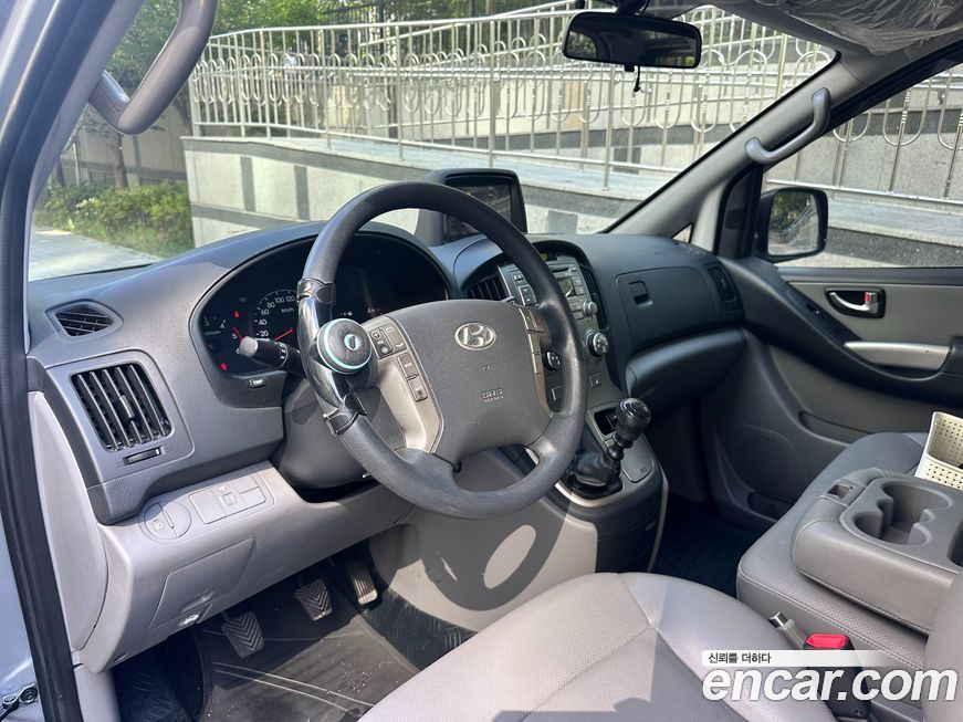 Hyundai Starex 2015