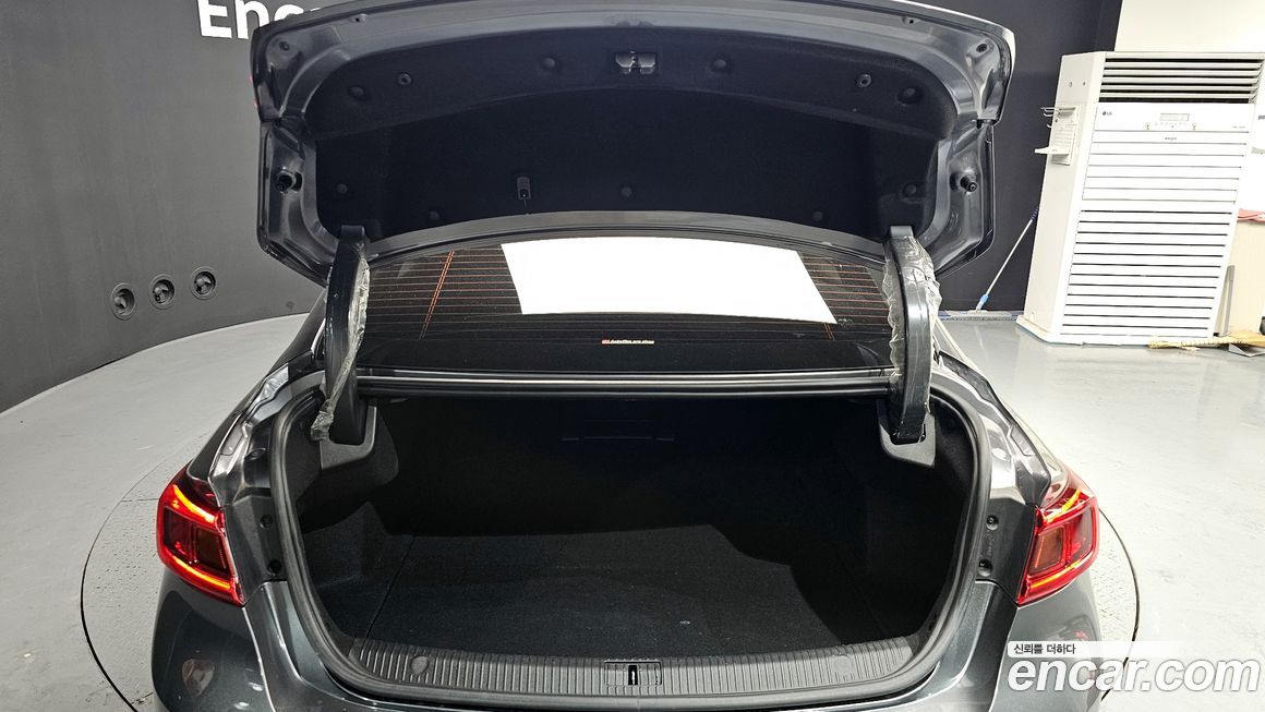 Renault-KoreaSamsung SM6 2016