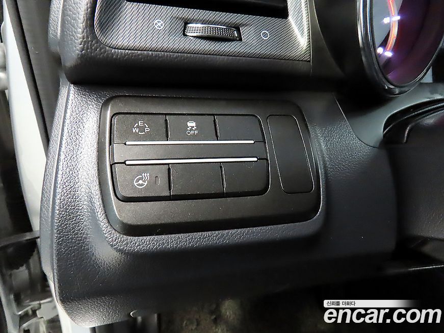 KG_Mobility_Ssangyong TIBOLI 2017