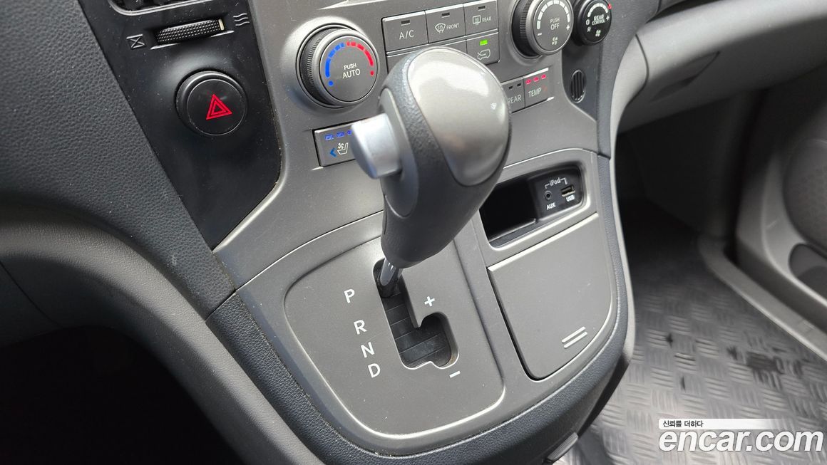 Hyundai Starex 2015