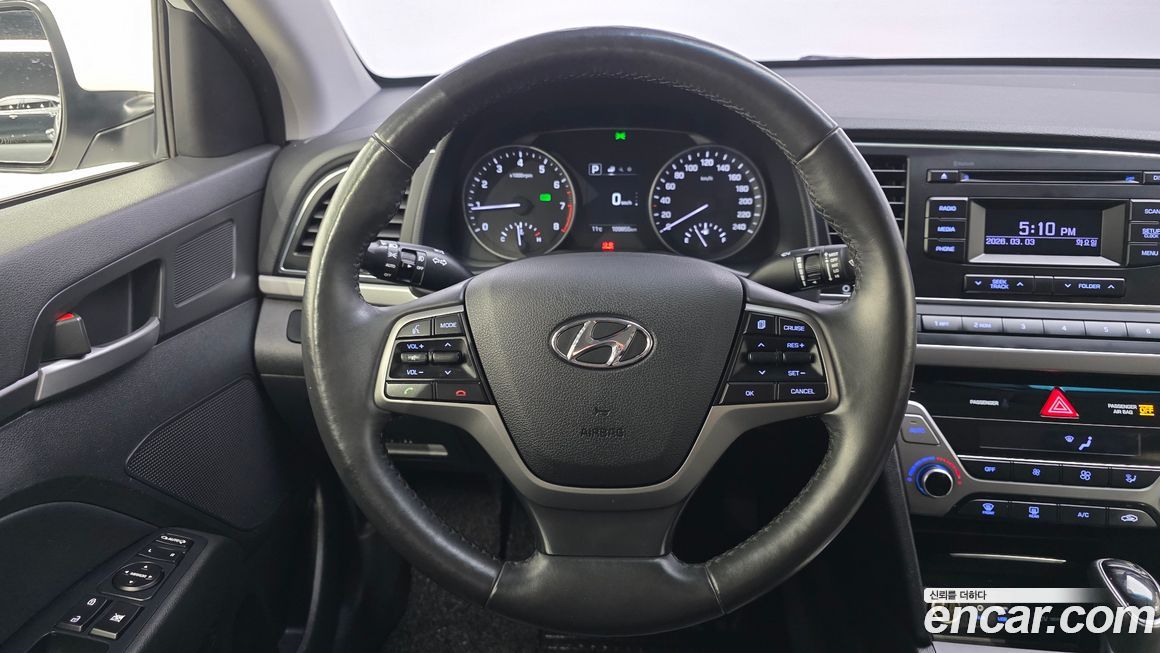 Hyundai AVANTE 2016