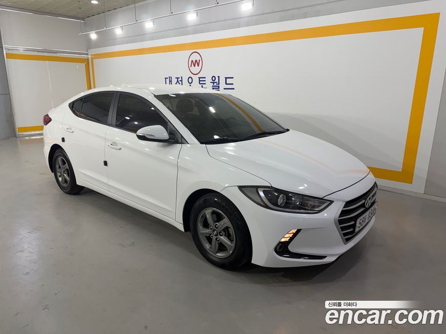 Hyundai AVANTE 2016