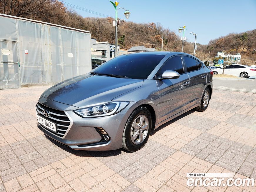 Hyundai AVANTE 2016