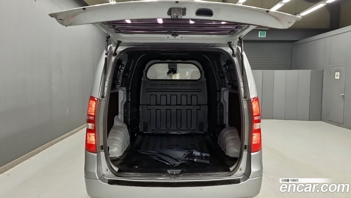 Hyundai Starex 2016
