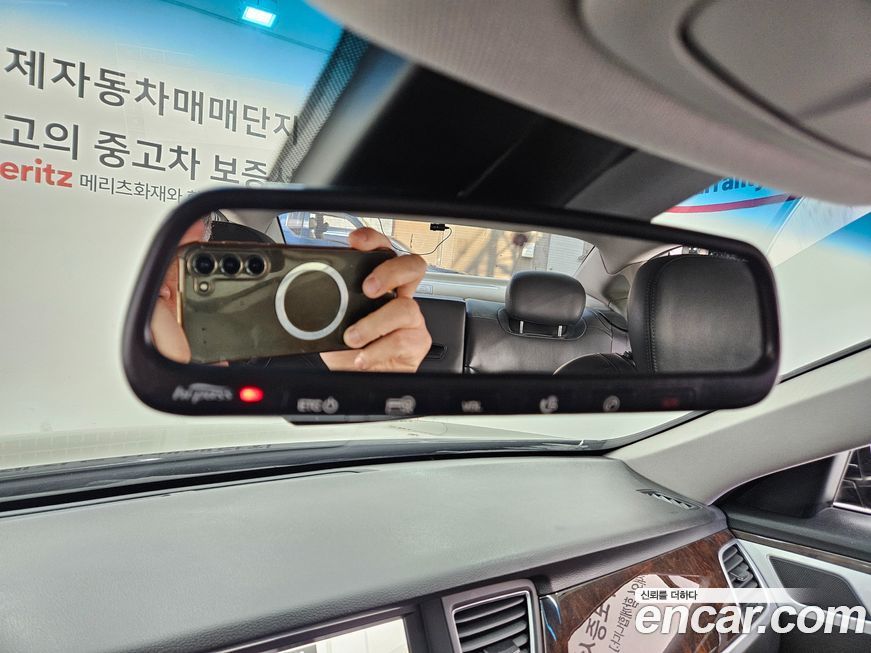 Hyundai Genesis 2015