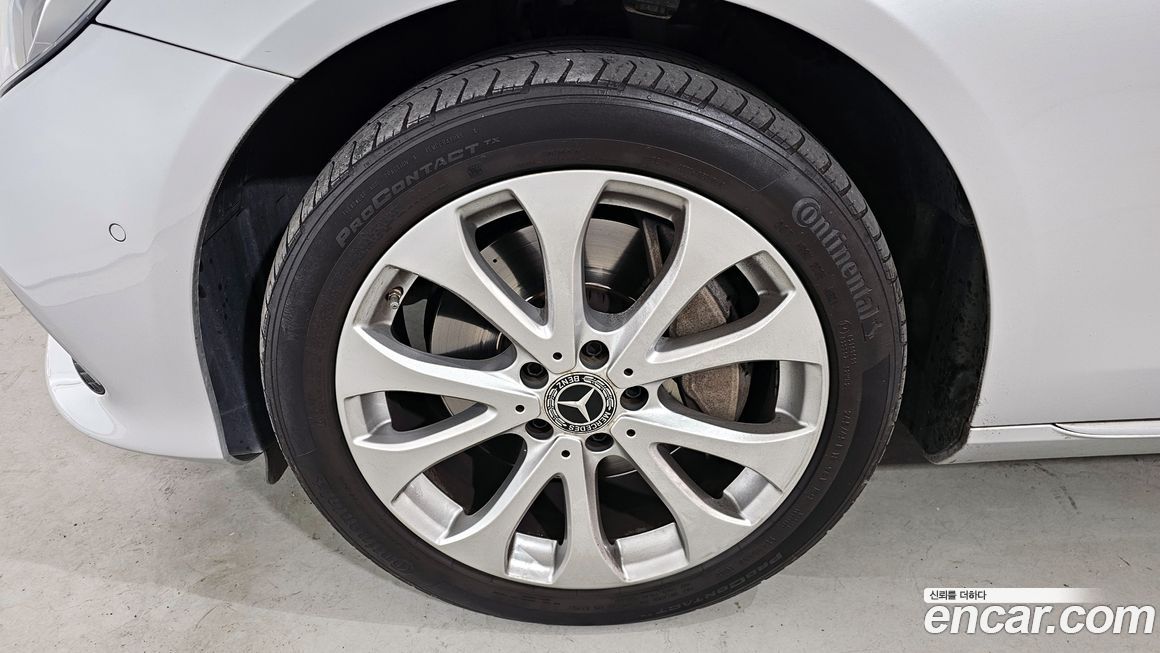 Mercedes-Benz E-Class 2018