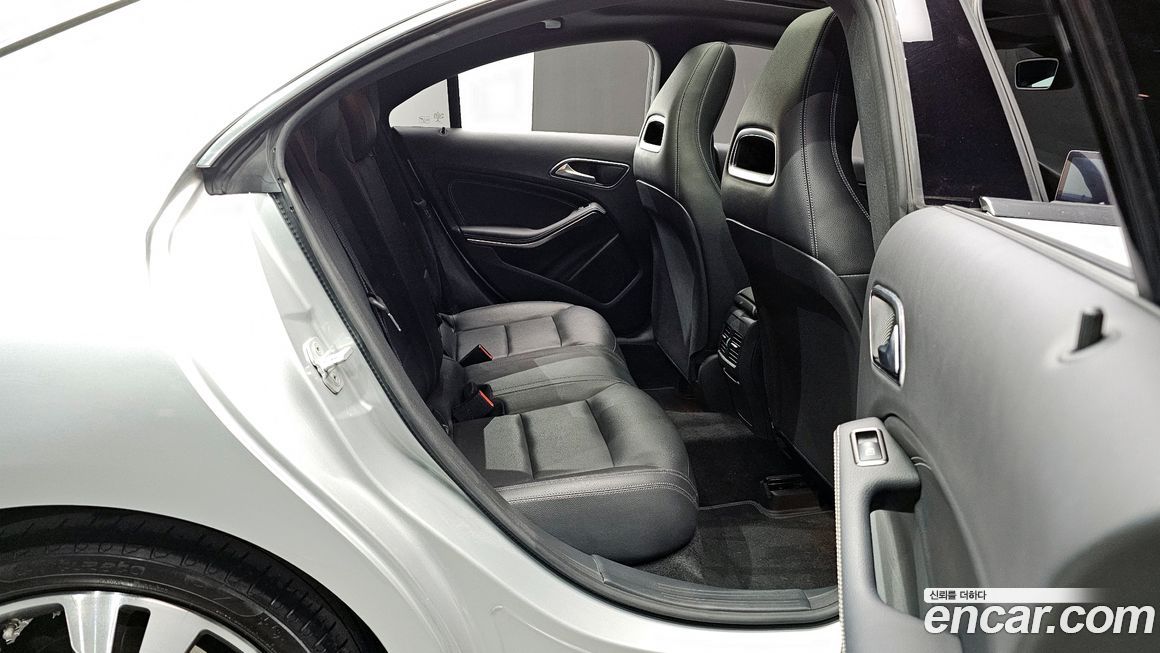 Mercedes-Benz CLA-Class 2016