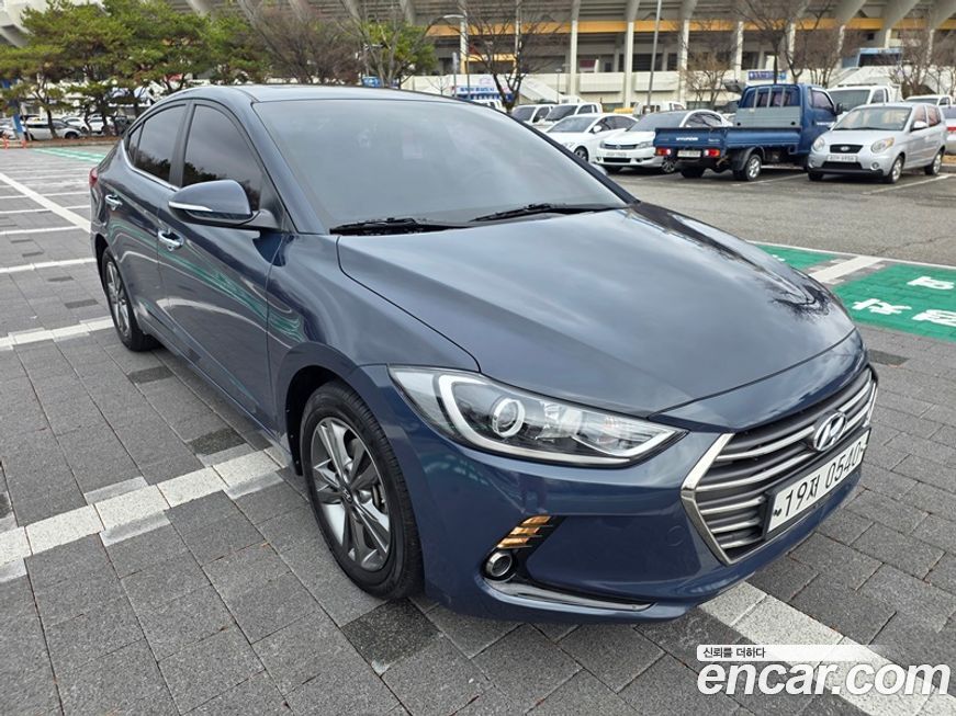 Hyundai AVANTE 2016
