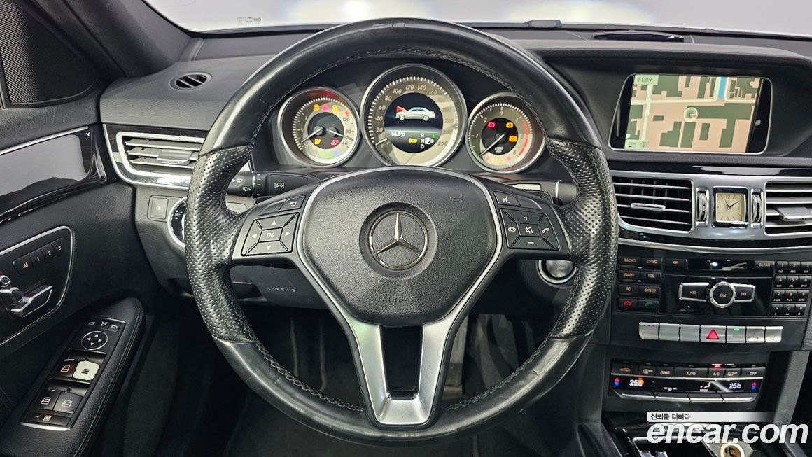 Mercedes-Benz E-Class 2015