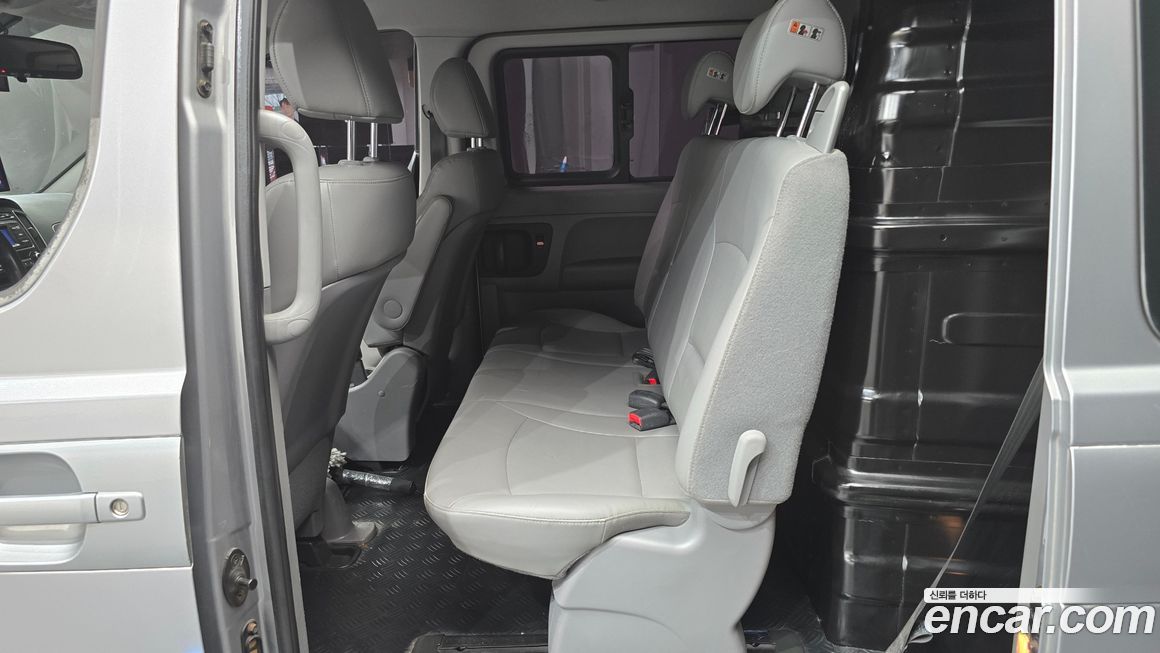 Hyundai Starex 2018
