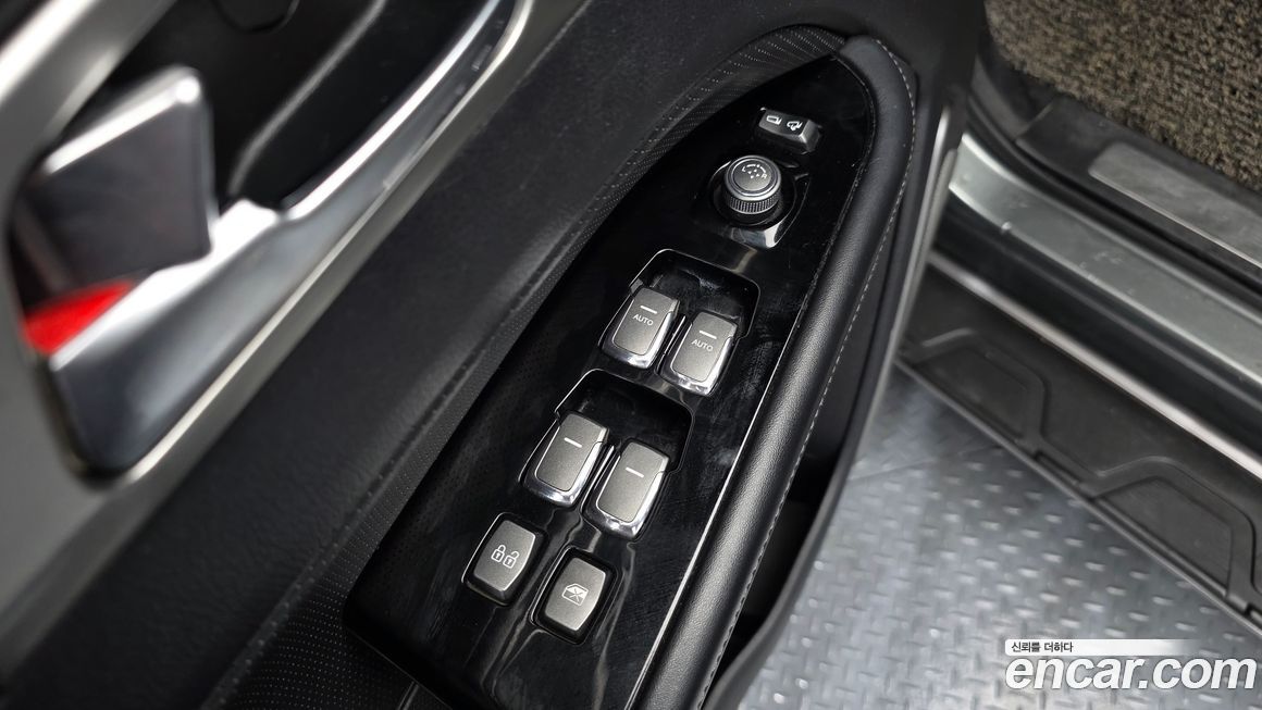 KG_Mobility_Ssangyong Rexton 2019