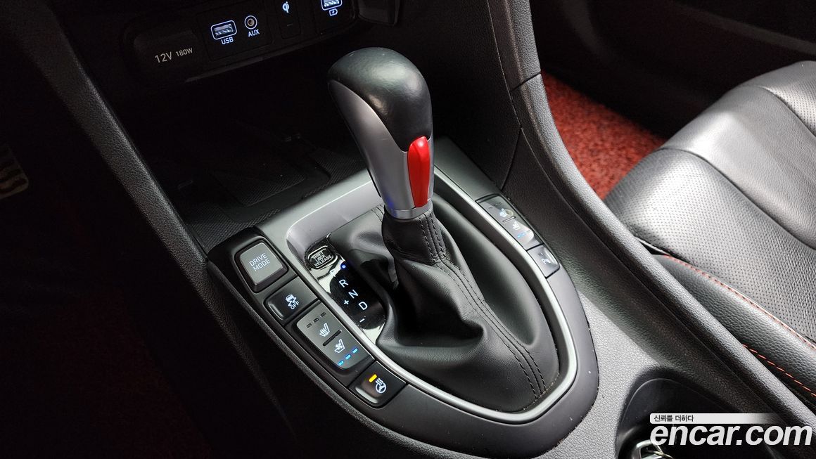 Hyundai Veloster 2018