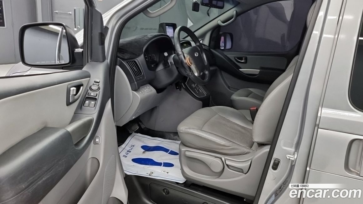 Hyundai Starex 2016