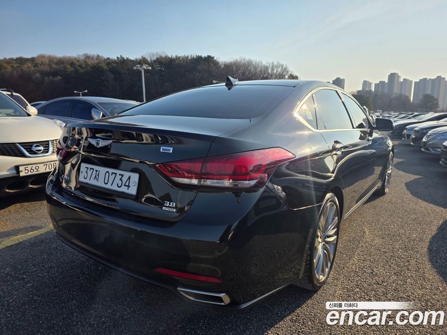 Hyundai Genesis 2016