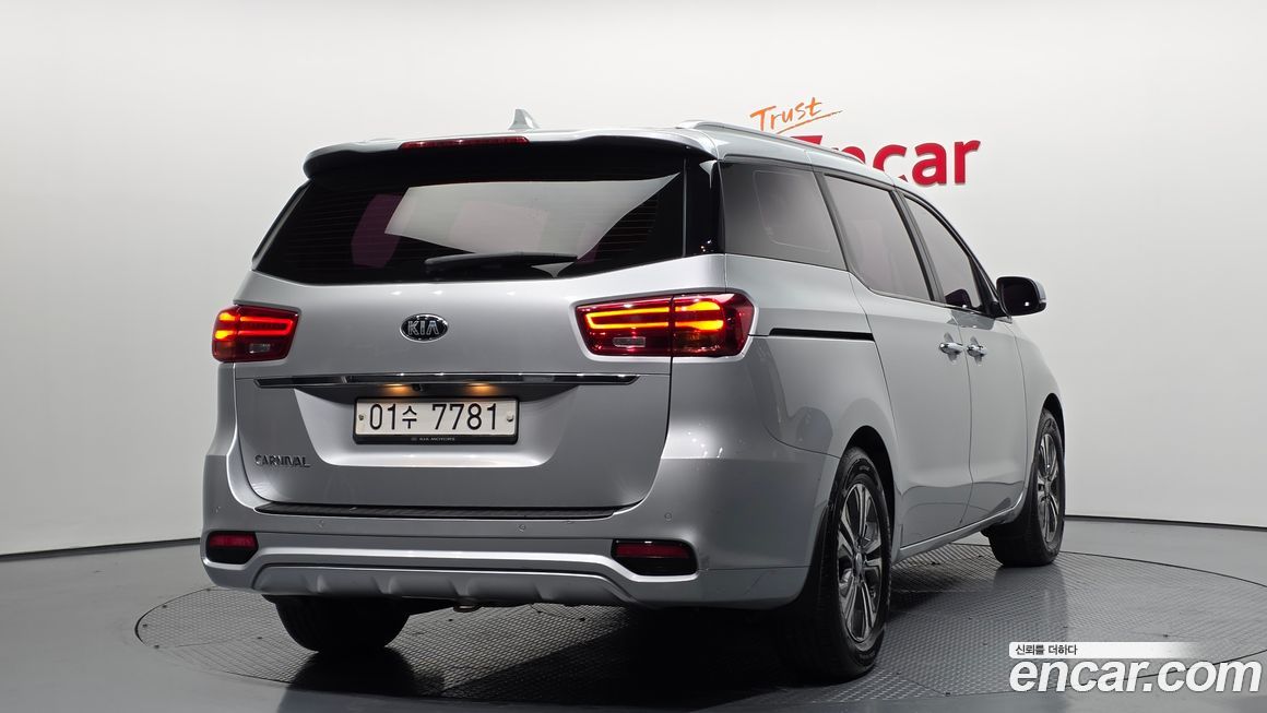 Kia Canival 2019