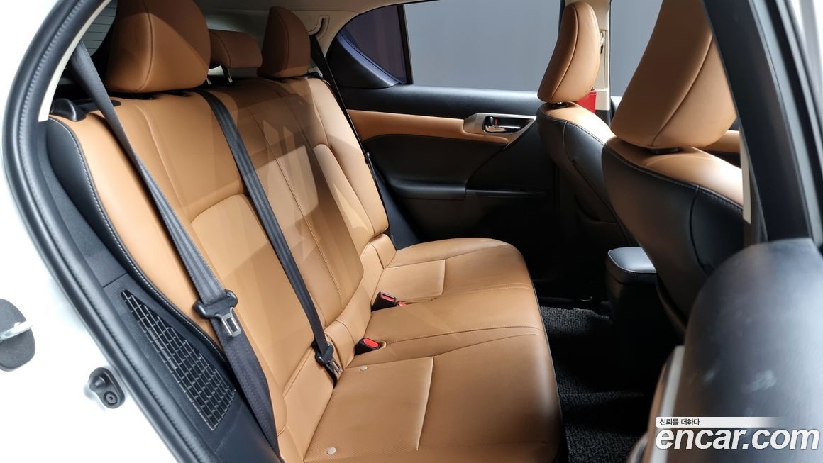 Lexus CT200h 2017