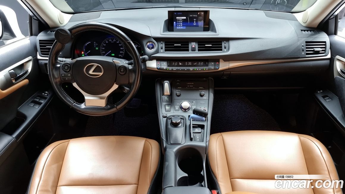 Lexus CT200h 2017
