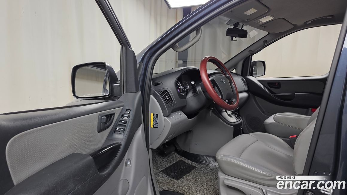 Hyundai Starex 2019