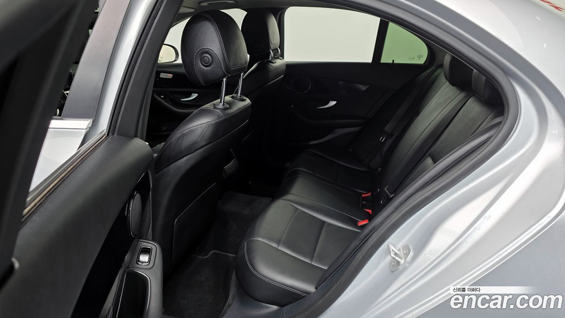 Mercedes-Benz C-Class 2016