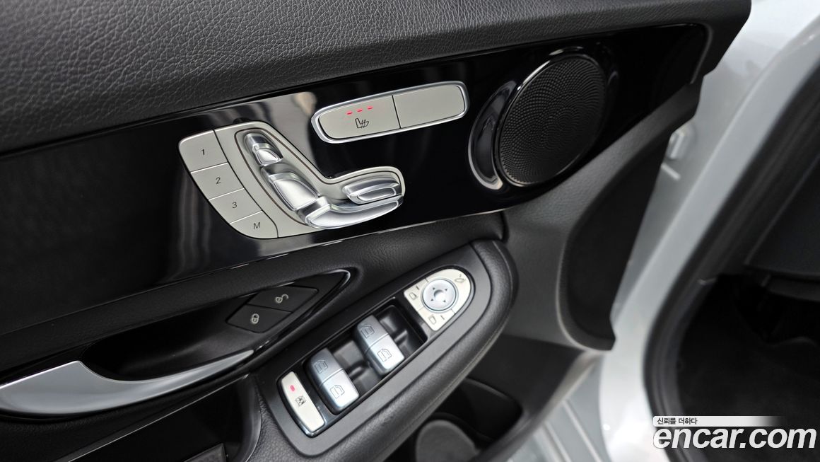 Mercedes-Benz C-Class 2016