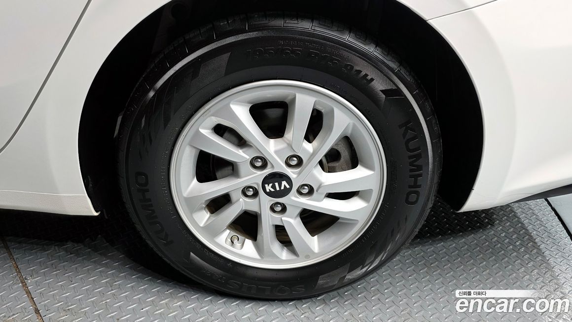 Kia K3 2019