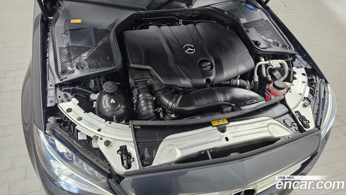 Mercedes-Benz C-Class 2016