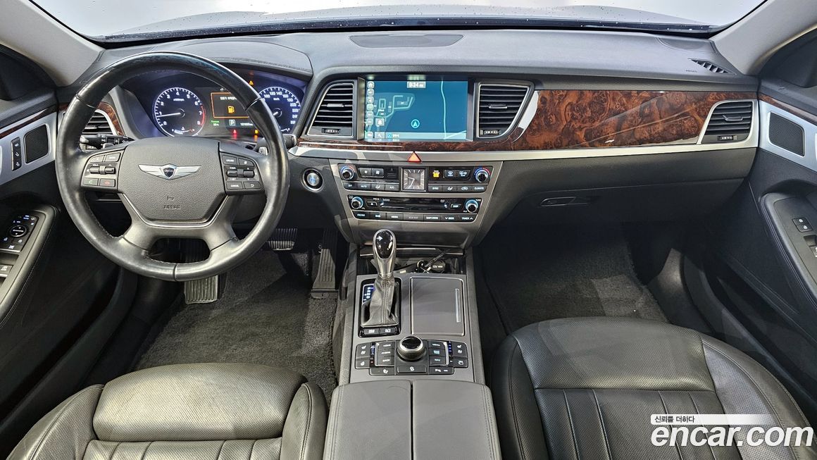 Hyundai Genesis 2016