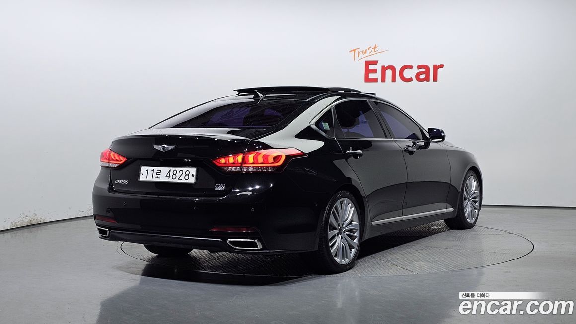 Hyundai Genesis 2016