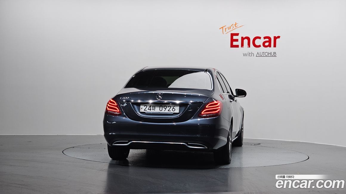Mercedes-Benz C-Class 2016