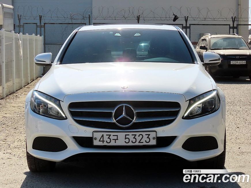 Mercedes-Benz C-Class 2018